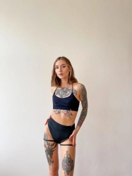 Szorty Bliss Strap z Regulowanymi Paseczkami Czarne
