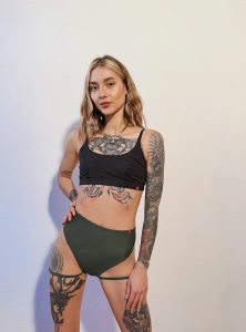 Emeralde Light Gartered Shorts Bliss With Adjustment