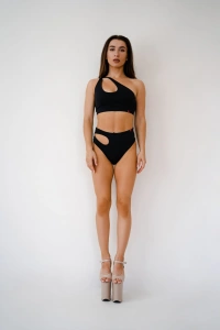 Top Mesmerising Black